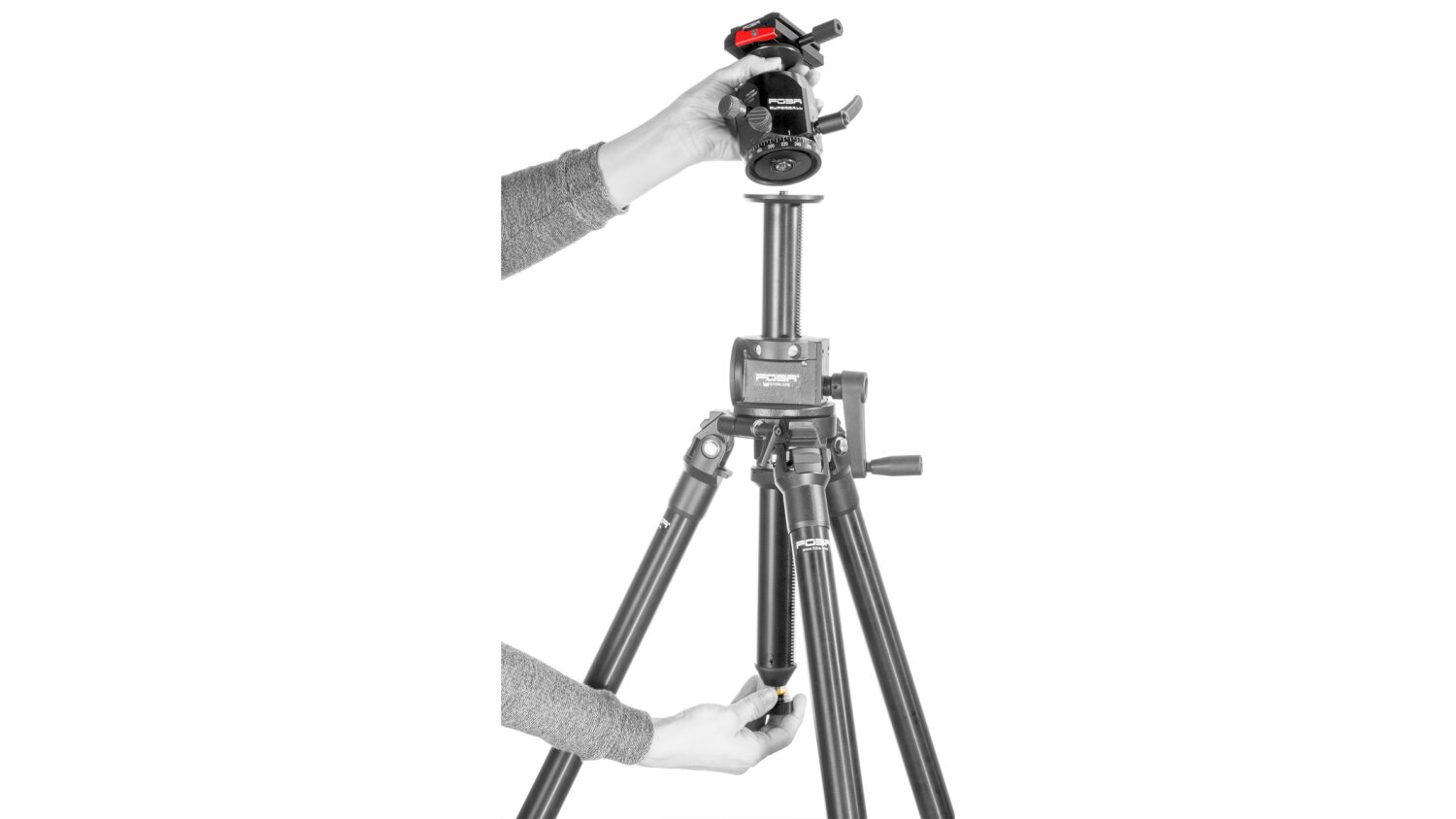 FOBA tripod with SUPERBALL and quick-release unit