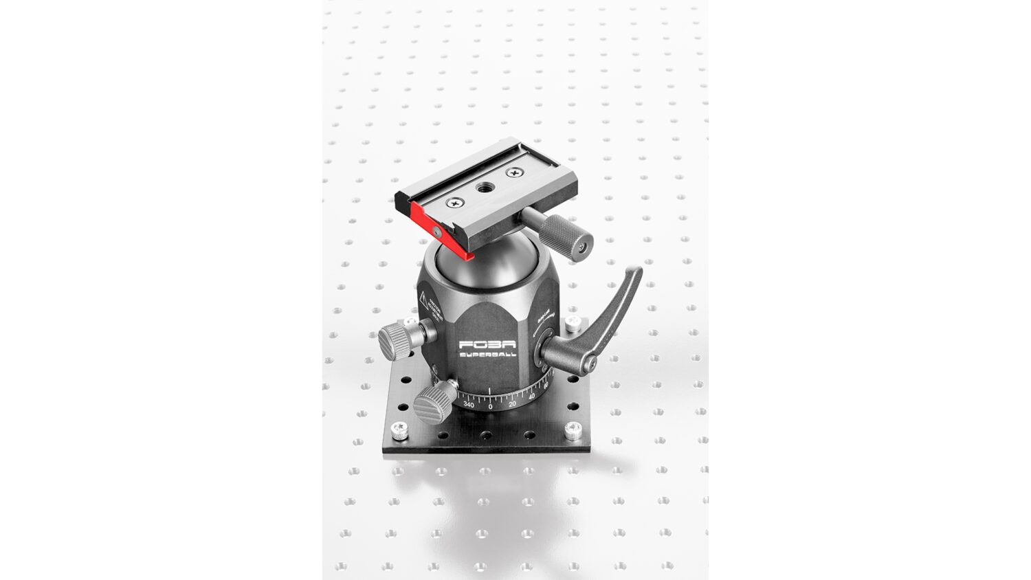 FOBA perforated plate for metrology and fixed SUPERBALL with quick-release unit (Messtechnik)